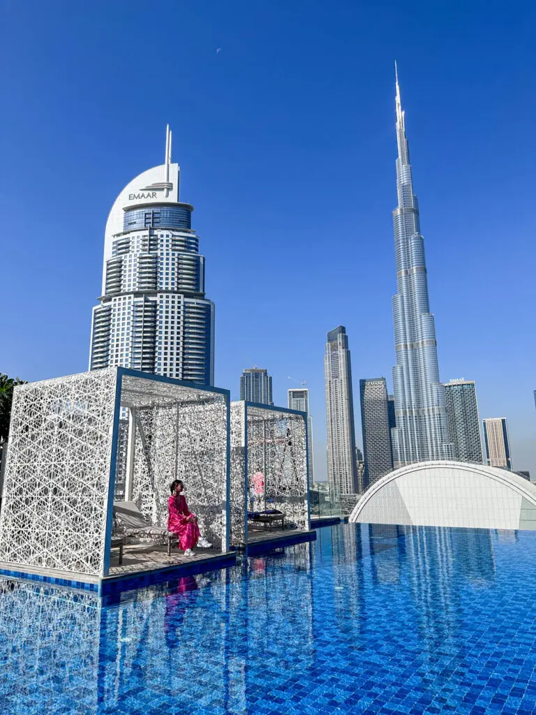 Address Fountain Views